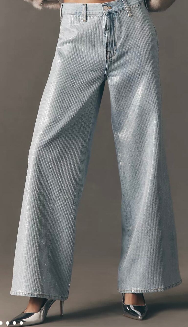 Pilcro Anthropologie Sequin Skater High-Rise
Wide-Leg Jeans. Size 28